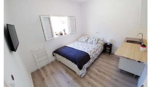 Double Room with Private External Bathroom