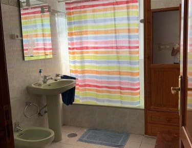 Two-Bedroom Apartment with Sea View (4 Adults)