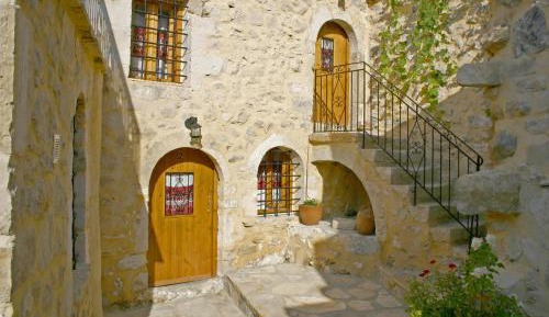 Apartment - Split Level