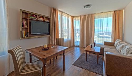 One-Bedroom Apartment with Free Spa Access - Main Building