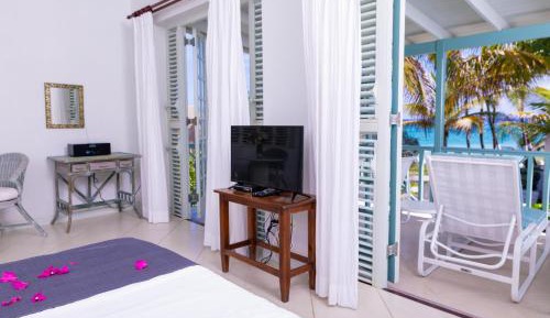 Studio Apartment with Sea View