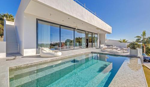 Villa with Sea View