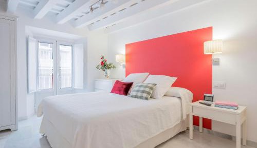Three-Bedroom Superior Apartment