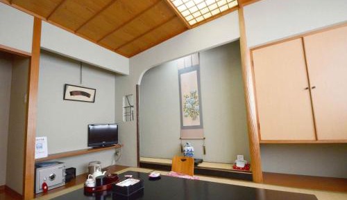 Japanese-Style Room