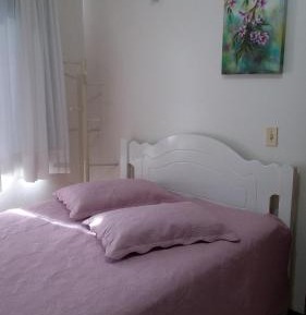 Apartment with Pool View 