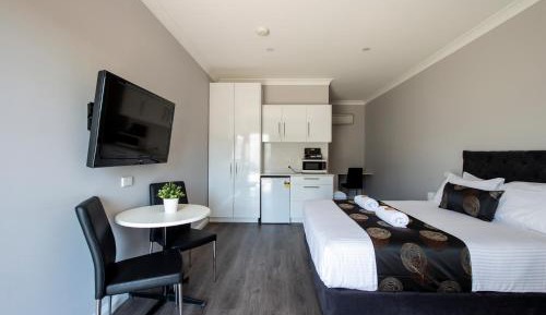 Queen Room