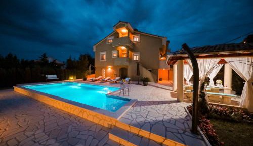 Holiday Home with Private Pool