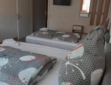 Triple Room with Private Bathroom