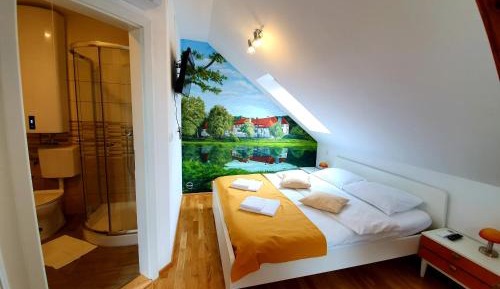 Comfort Attic Apartment