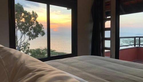 Deluxe Suite with Sea View