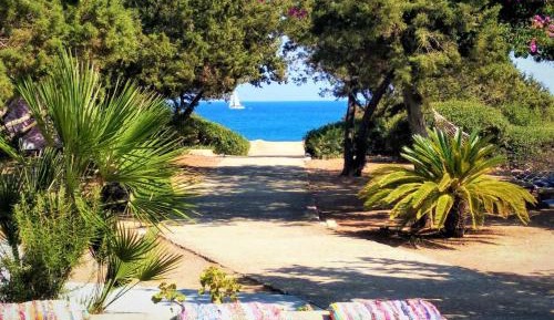 Villa - Beach Front