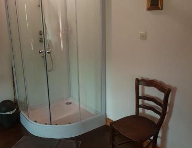 Standard Twin Room with Mountain View