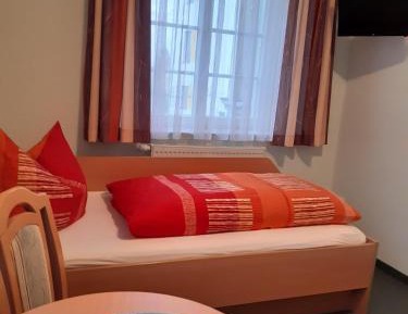Twin Room with Private Bathroom