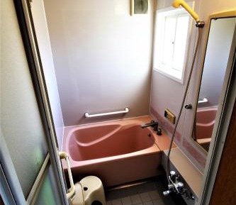 Double or Twin Room with Shared Bathroom