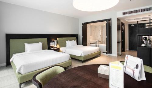 Twin Room with Pool Access
