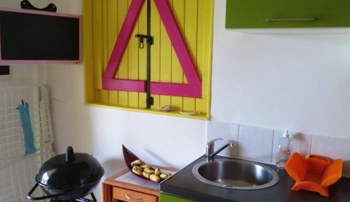 Bungalow with Garden View