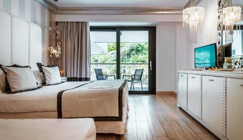 Twin Room with Mountain View