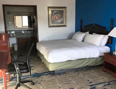 Standard King Room