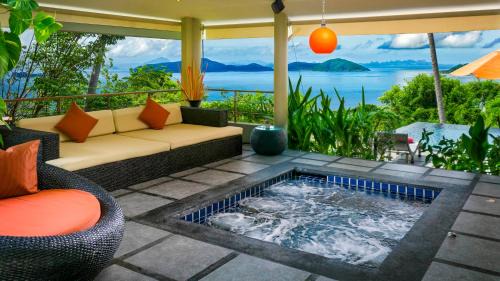 Villa with Sea View
