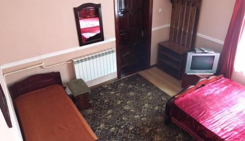 Economy Quadruple Room with Shared Bathroom