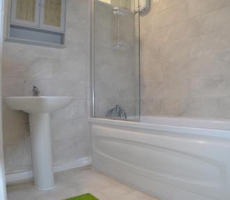 Quadruple Room with Shared Bathroom