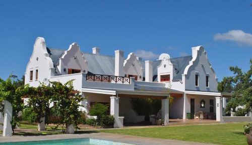 Junior Suite with Garden View