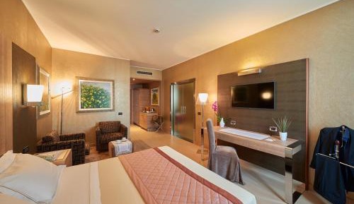 Presidential Suite