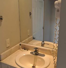 Basic Triple Room