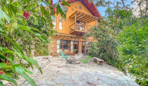 Four bedroom holiday home 