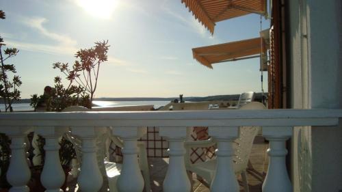 One-Bedroom Apartment with Terrace and Sea View