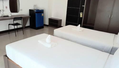 Deluxe Twin Room with Balcony