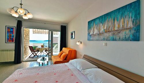 Studio with Sea View