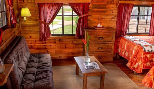 Deluxe One-Bedroom Bungalow