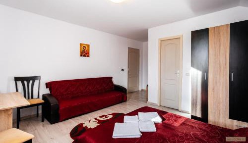 Quadruple Room with Private Bathroom