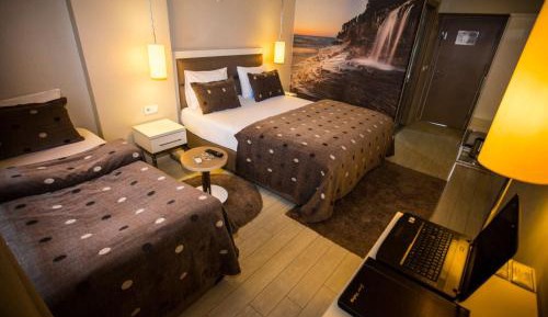 Large Twin Room