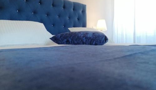 Queen Room with Garden View