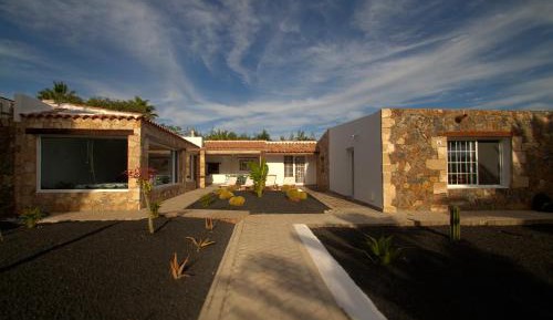 Three-Bedroom Townhouse