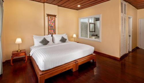 Grand Deluxe Heritage Room