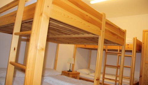 6-Bed Mixed Dormitory Room