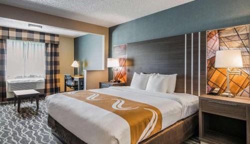 King Suite with Sofa Bed