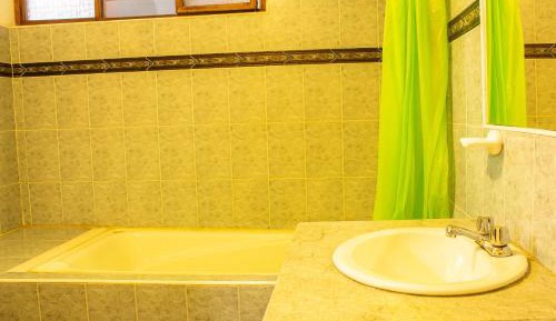 Triple Room with Private Bathroom