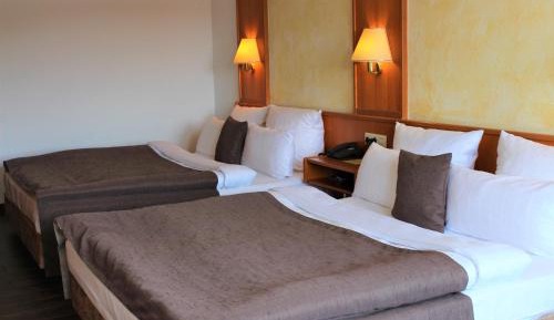 Queen Room with Two Queen Beds