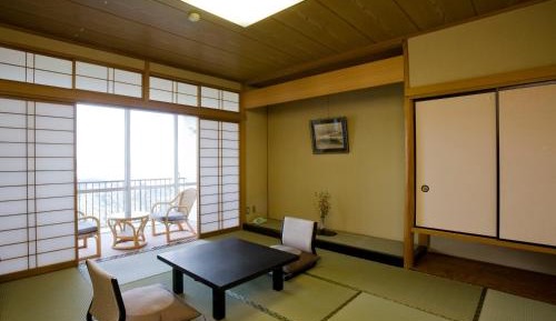 Standard Japanese-Style Room with Private Bathroom - Smoking