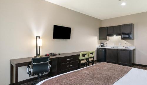 Deluxe King Studio