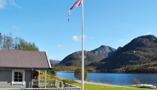 Three-Bedroom Holiday Home 