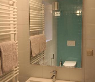 Comfort One-Bedroom Apartment with Terrace
