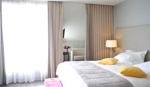 Superior Double or Twin Room with Terrace