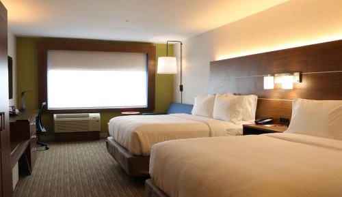 Suite with Two Queen Beds and Accessible Roll-In Shower