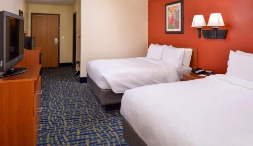 Standard Room with Two Queen Beds