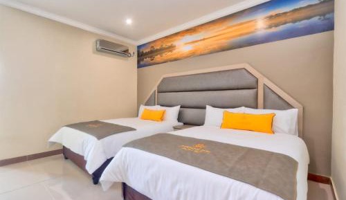 Deluxe Queen Room with Two Queen Beds